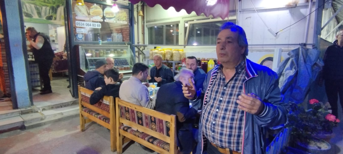Meraklı Köfteci Yakup Barış Özgür Usta'dan 5'nci Geleneksel İftar Yemeği ( GÜNÜN ÖNE ÇIKAN FOTOĞRAFLARI )