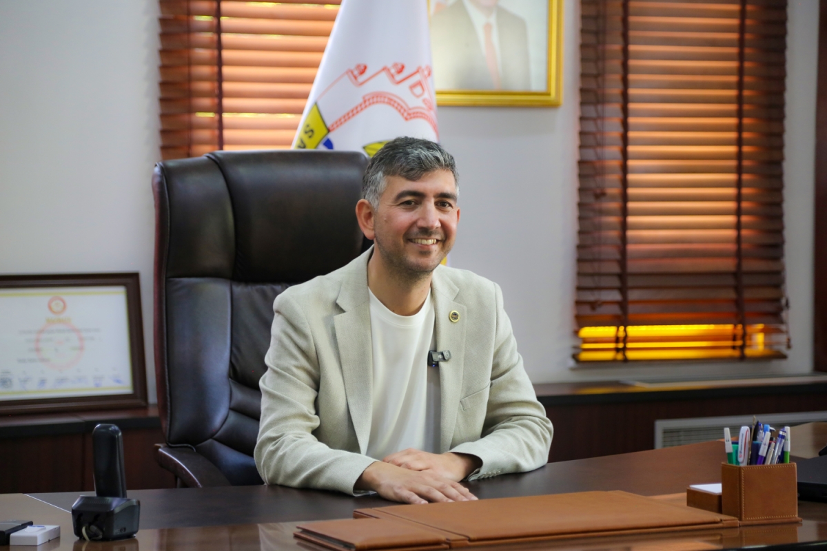Sapanca’da Devir Teslim Yapıldı, 31 Mart yerel seçimlerini kazanarak CHP'den Sapanca Belediye Başkanı seçilen Nihat Arda Şahin, göreve başladı.