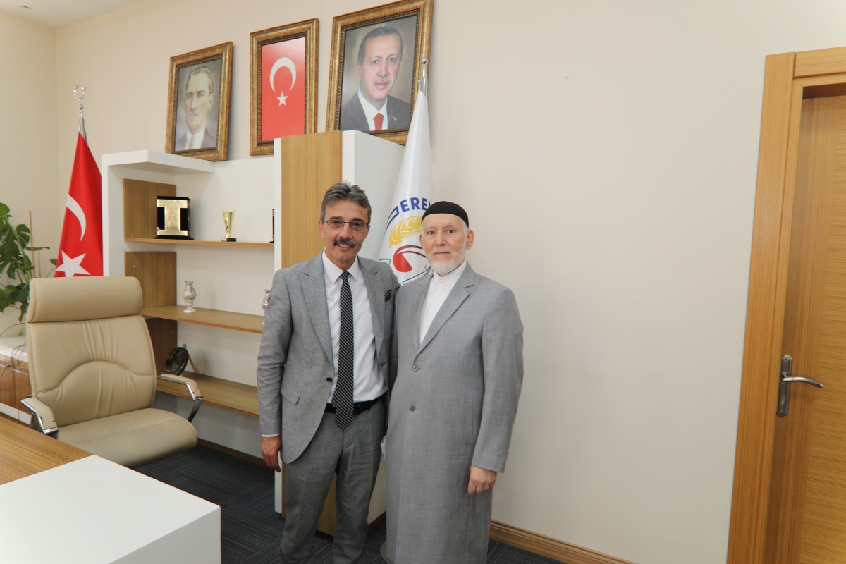 Göreve başlayan Erenler Belediye Başkanı Şenol Dinç’e toplumun her kesiminden hayırlı olsun ziyaretleri sürüyor.