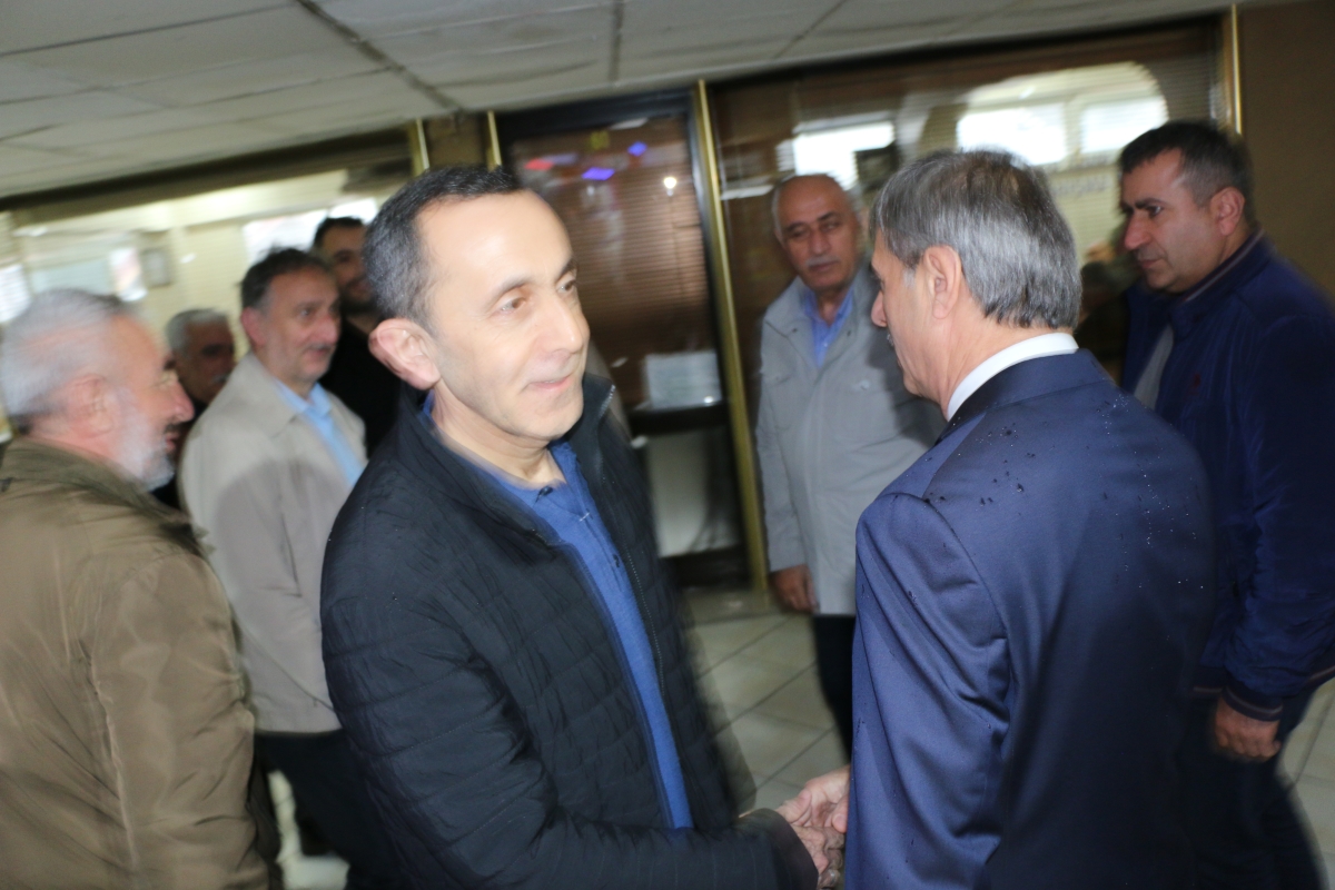 Kars Ardahan Iğdır derneği hemşeri dernekleri Başkan Yusuf Alemdar ile Kahvaltı da bir araya geldi