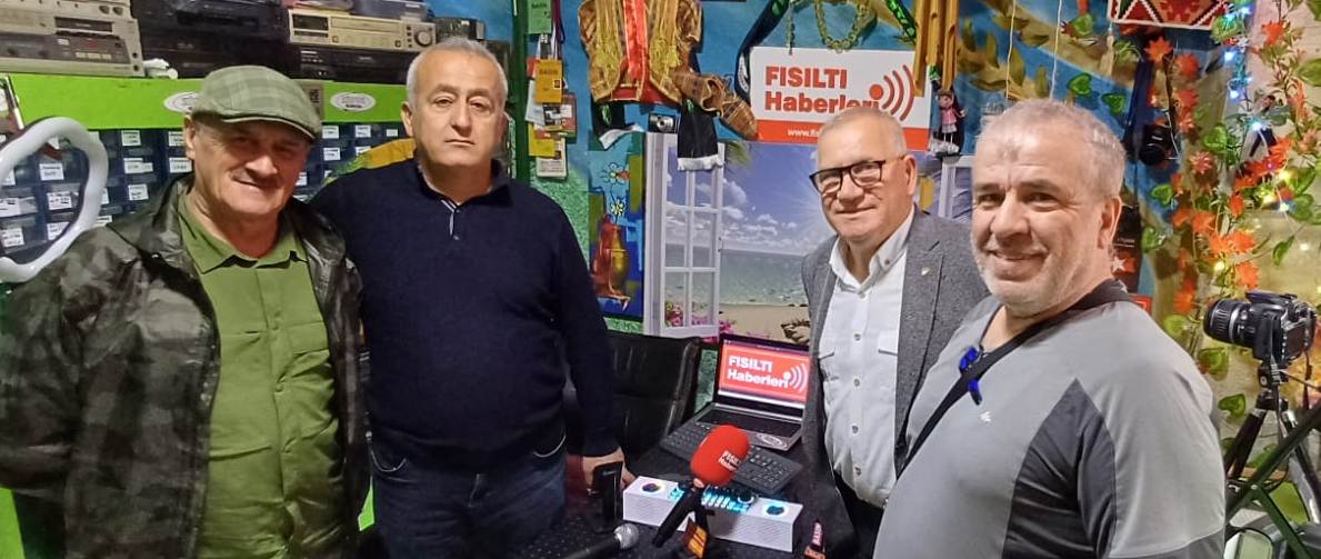 Siyasetçi Emekli Mali Müşavir Suat Çokluk Fısıltı Haberleri Genel Yayın Yönetmeni Sabahattin Birinci 'yi Ziyaret Etti. İŞTE GÜNÜN ÖNE ÇIKAN FOTOĞRAFLARI..