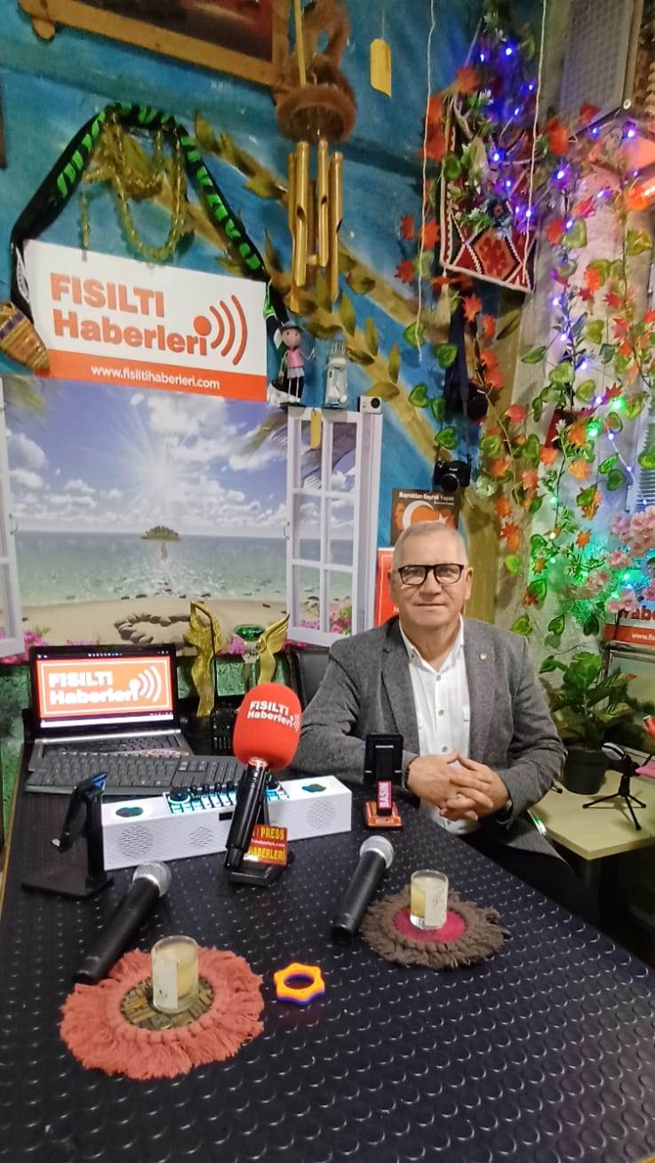 Siyasetçi Emekli Mali Müşavir Suat Çokluk Fısıltı Haberleri Genel Yayın Yönetmeni Sabahattin Birinci 'yi Ziyaret Etti. İŞTE GÜNÜN ÖNE ÇIKAN FOTOĞRAFLARI..