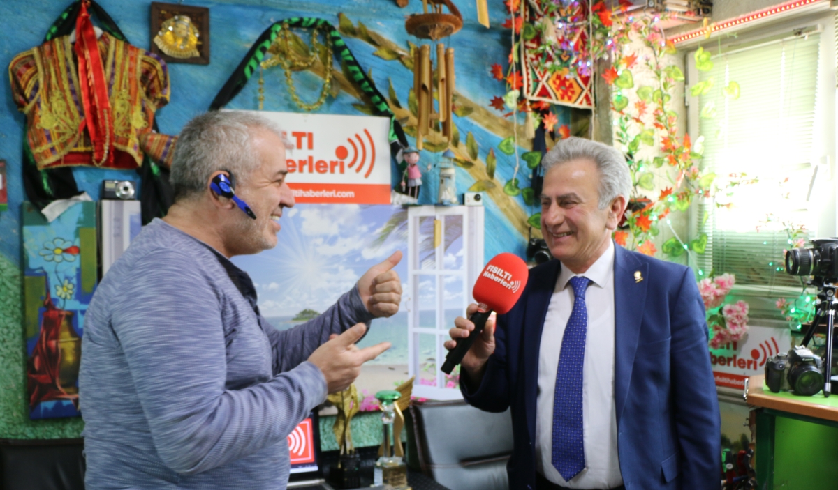 Vatan Ve Hürriyet Derneği Genel Başkanı Yaşar Dursun Fısıltı Haberleri Genel Yayın Yönetmeni Sabahattin Birinci 'yi Ziyaret Etti. İŞTE GÜNÜN ÖNE ÇIKAN FOTOĞRAFLARI..