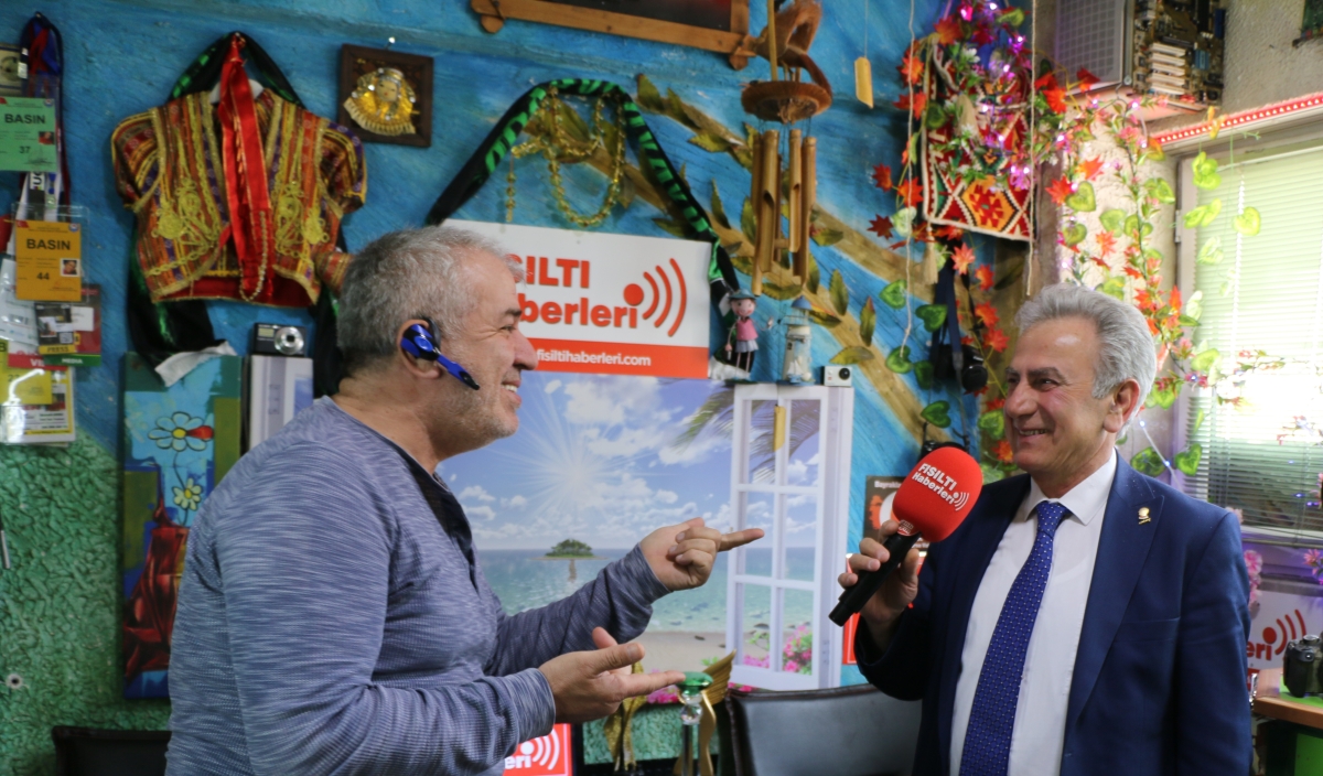 Vatan Ve Hürriyet Derneği Genel Başkanı Yaşar Dursun Fısıltı Haberleri Genel Yayın Yönetmeni Sabahattin Birinci 'yi Ziyaret Etti. İŞTE GÜNÜN ÖNE ÇIKAN FOTOĞRAFLARI..