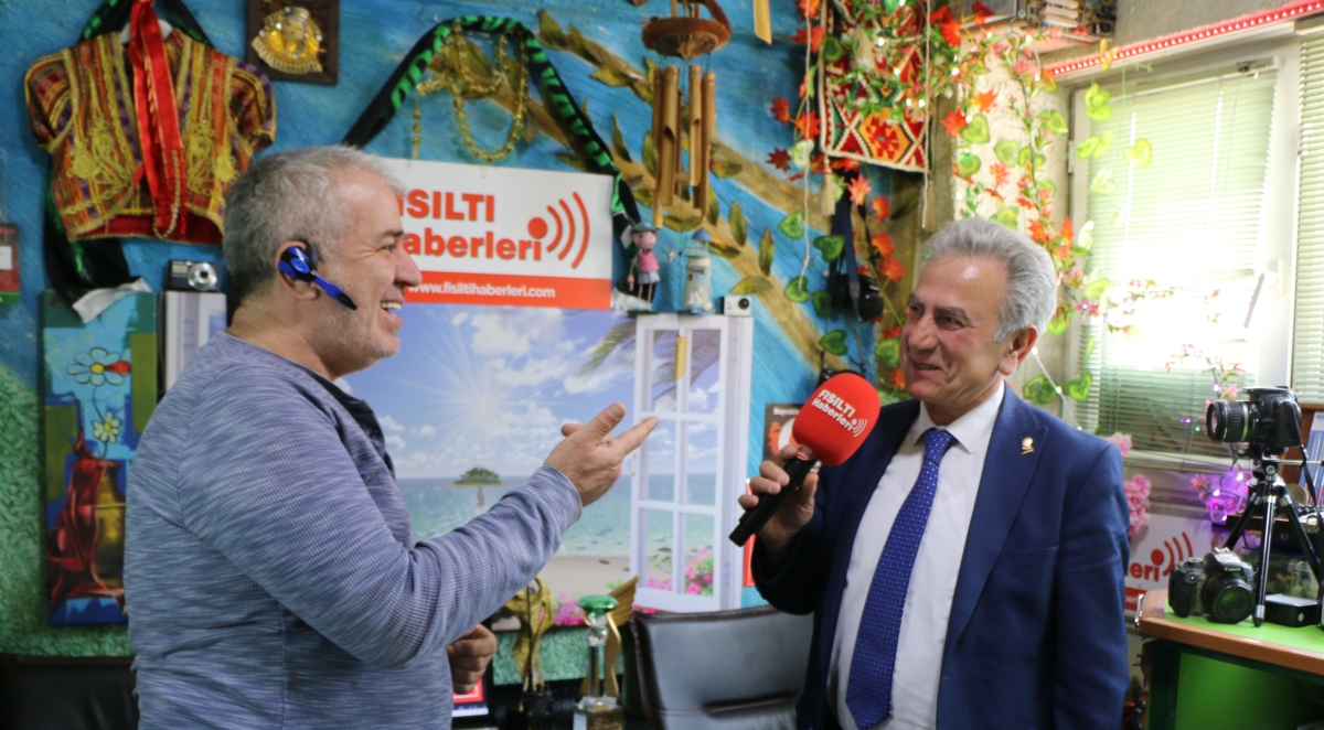 Vatan Ve Hürriyet Derneği Genel Başkanı Yaşar Dursun Fısıltı Haberleri Genel Yayın Yönetmeni Sabahattin Birinci 'yi Ziyaret Etti. İŞTE GÜNÜN ÖNE ÇIKAN FOTOĞRAFLARI..