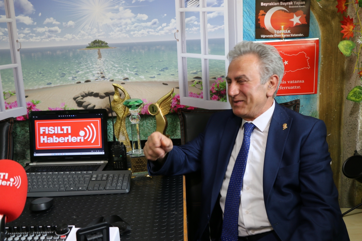 Vatan Ve Hürriyet Derneği Genel Başkanı Yaşar Dursun Fısıltı Haberleri Genel Yayın Yönetmeni Sabahattin Birinci 'yi Ziyaret Etti. İŞTE GÜNÜN ÖNE ÇIKAN FOTOĞRAFLARI..