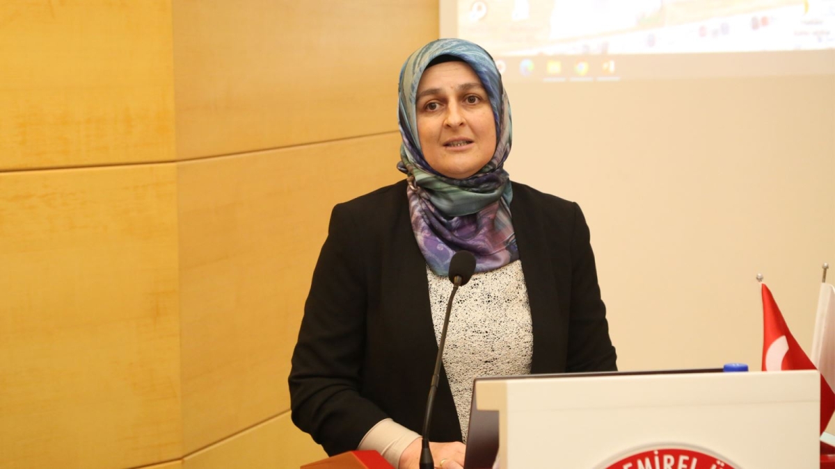 12-18 Mayıs Hemşireler Haftasında Süleyman Demirel Üniversitesi Hemşireler Gününü Kutlandı ( GÜNÜN ÖNE ÇIKAN FOTOĞRAFLARI )
