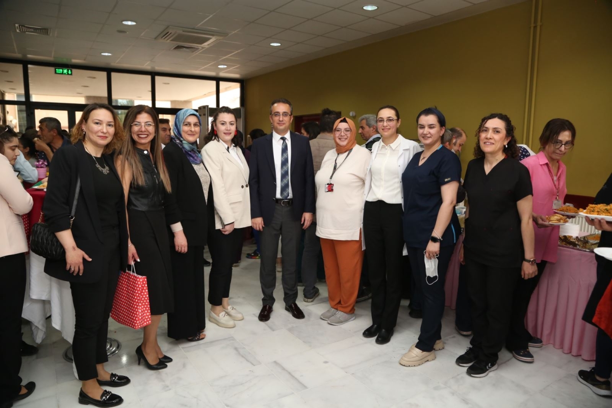 12-18 Mayıs Hemşireler Haftasında Süleyman Demirel Üniversitesi Hemşireler Gününü Kutlandı ( GÜNÜN ÖNE ÇIKAN FOTOĞRAFLARI )