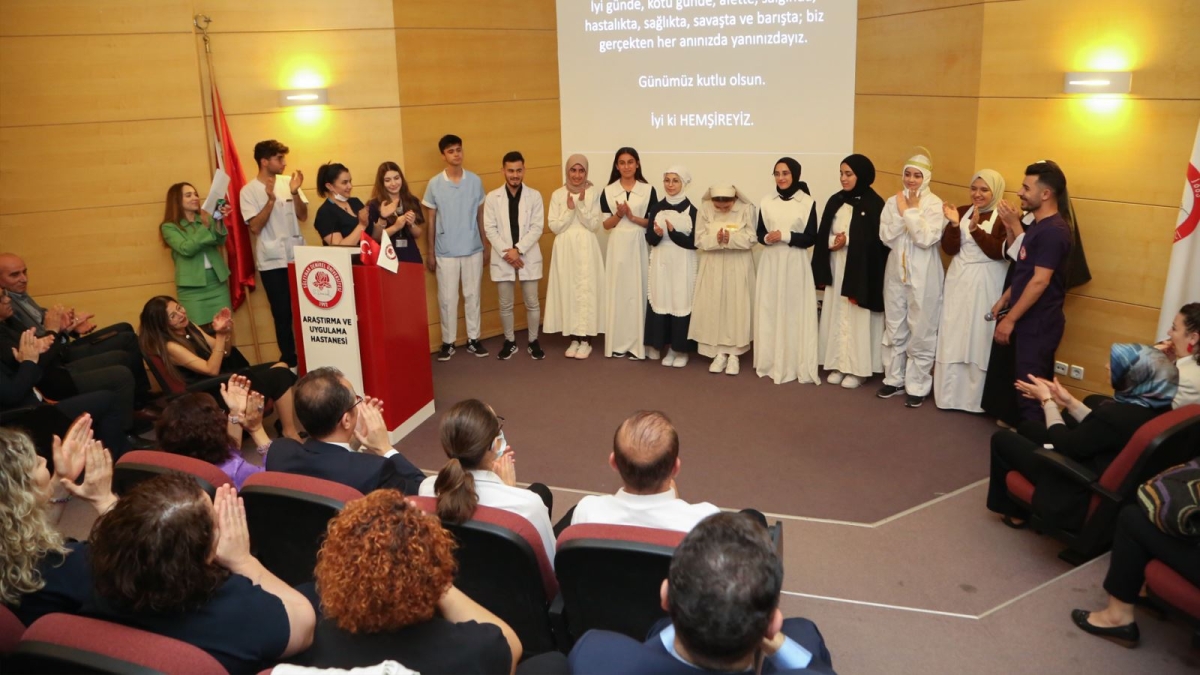 12-18 Mayıs Hemşireler Haftasında Süleyman Demirel Üniversitesi Hemşireler Gününü Kutlandı ( GÜNÜN ÖNE ÇIKAN FOTOĞRAFLARI )