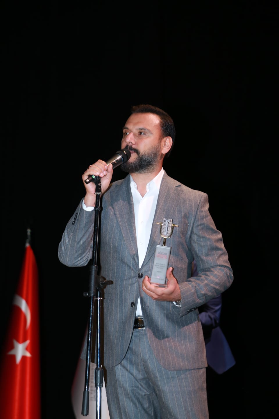 Müzik Onaır Medya ve Sanat Ödülleri Maltepe Üniversitesi Kültür Merkezi Vedat Çakırca Konferans salonunda sahiplerini buldu! ( İŞTE GÜNÜN ÖNE ÇIKAN FOTOĞRAFLARI )