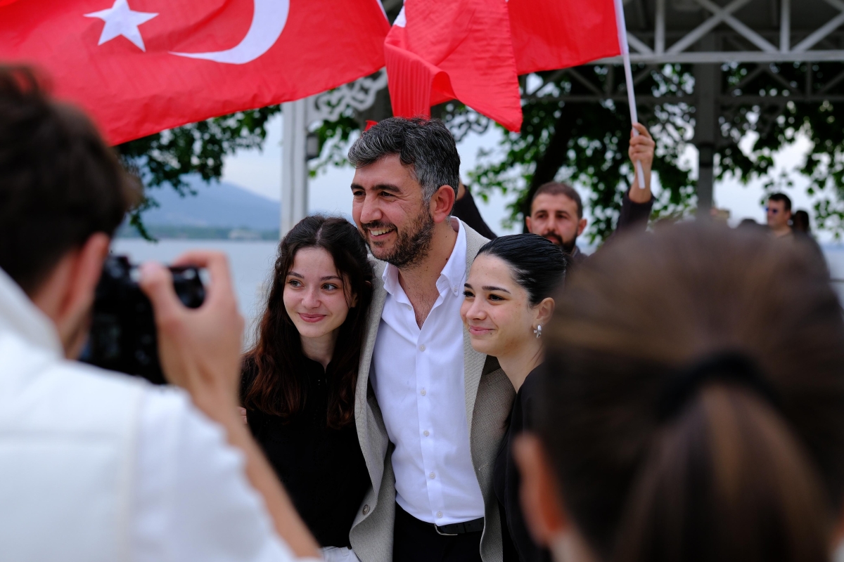 Sapanca’da 19 Mayıs Coşkusu , Başkan Nihat Arda Şahin Sapanca Belediyesi 19 Mayıs Atatürk’ü Anma Gençlik ve Spor Bayramı dolayısıyla Uzunkum Park’ta Gençlik Şenliği düzenledi., GÜNÜN ÖNE ÇIKAN FOTOĞRAFLARI