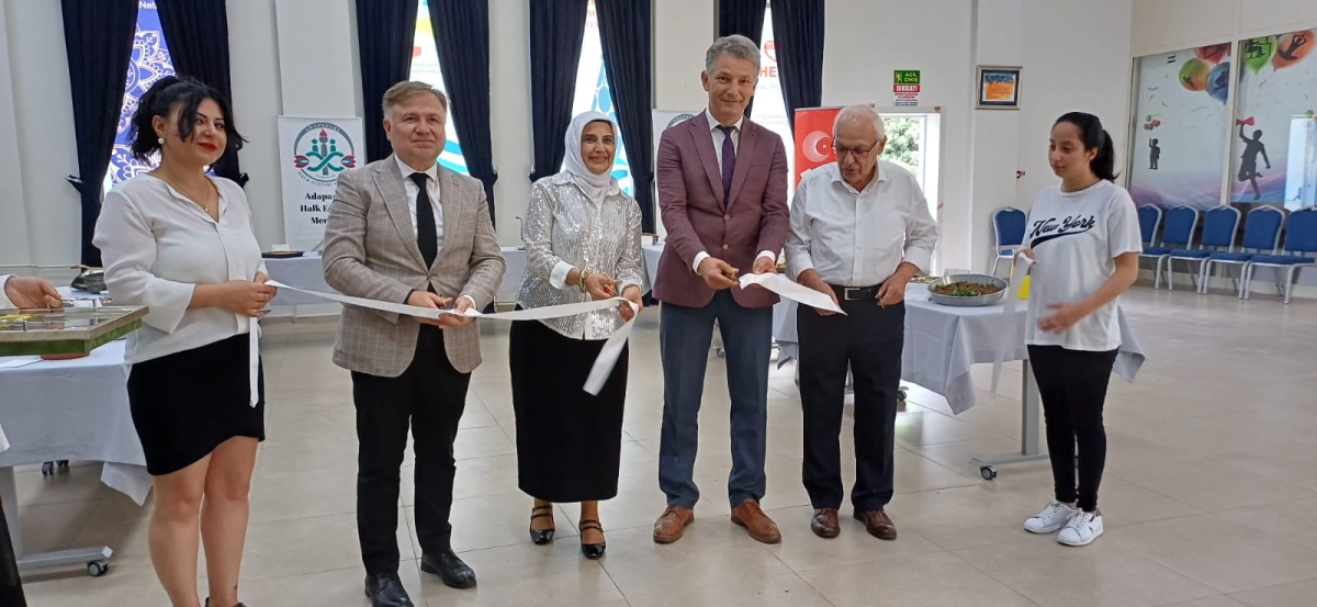Gülsen YILDIZ Gastronomi ve Mutfak Sanatlarında olduğu Gibi TÖRELİ AŞ yemeklerinde de Sakarya'da Bir İlke İmza Attı Sakarya'da Adapazarı Halk Eğitim Merkezinde Töreli Aş Yemek Sergisi Düzenledi