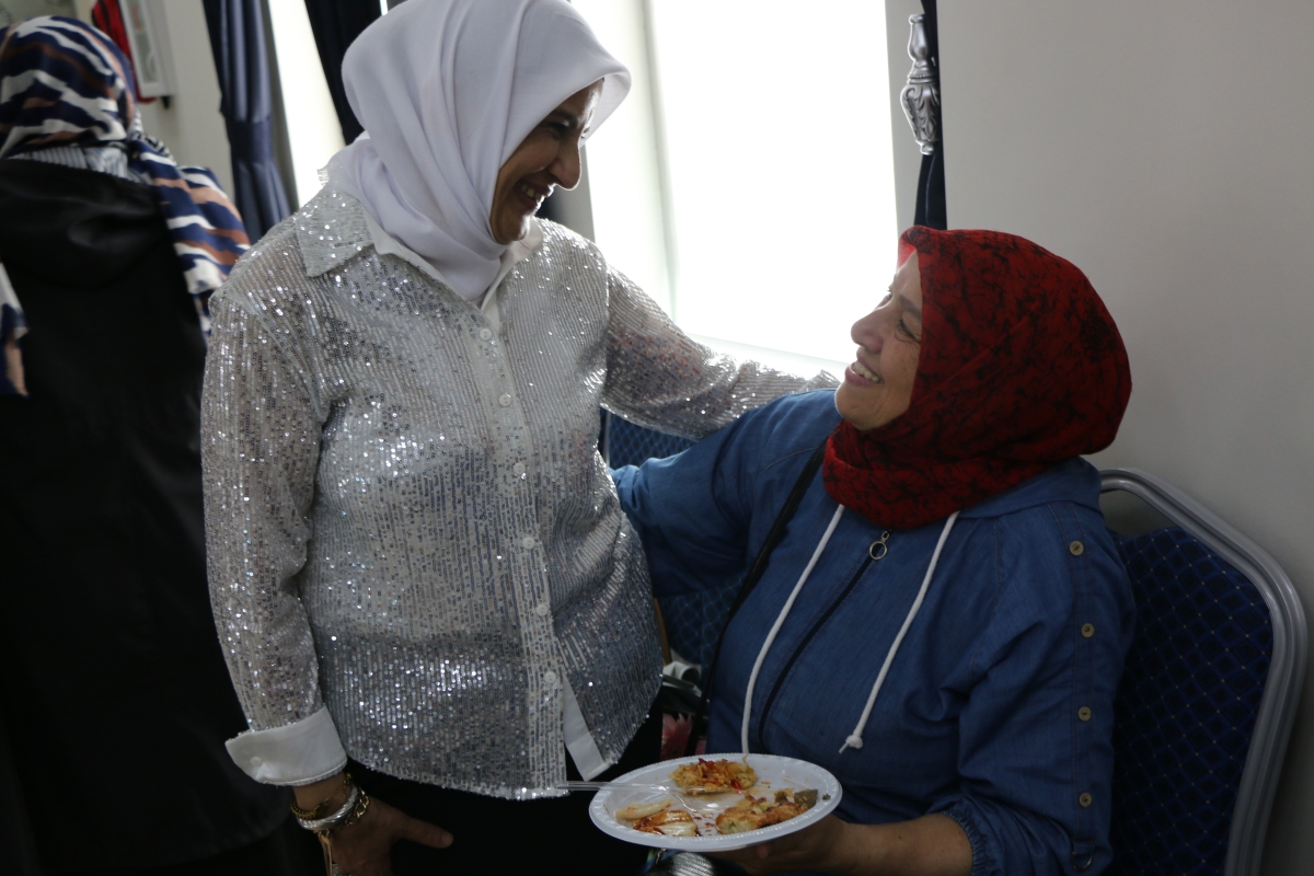 Gülsen YILDIZ Gastronomi ve Mutfak Sanatlarında olduğu Gibi TÖRELİ AŞ yemeklerinde de Sakarya'da Bir İlke İmza Attı Sakarya'da Adapazarı Halk Eğitim Merkezinde Töreli Aş Yemek Sergisi Düzenledi