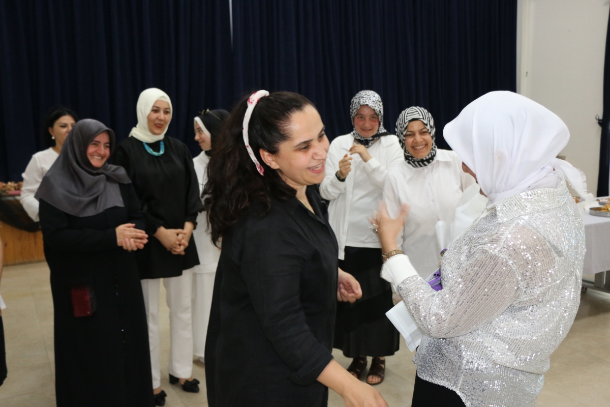Gülsen YILDIZ Gastronomi ve Mutfak Sanatlarında olduğu Gibi TÖRELİ AŞ yemeklerinde de Sakarya'da Bir İlke İmza Attı Sakarya'da Adapazarı Halk Eğitim Merkezinde Töreli Aş Yemek Sergisi Düzenledi