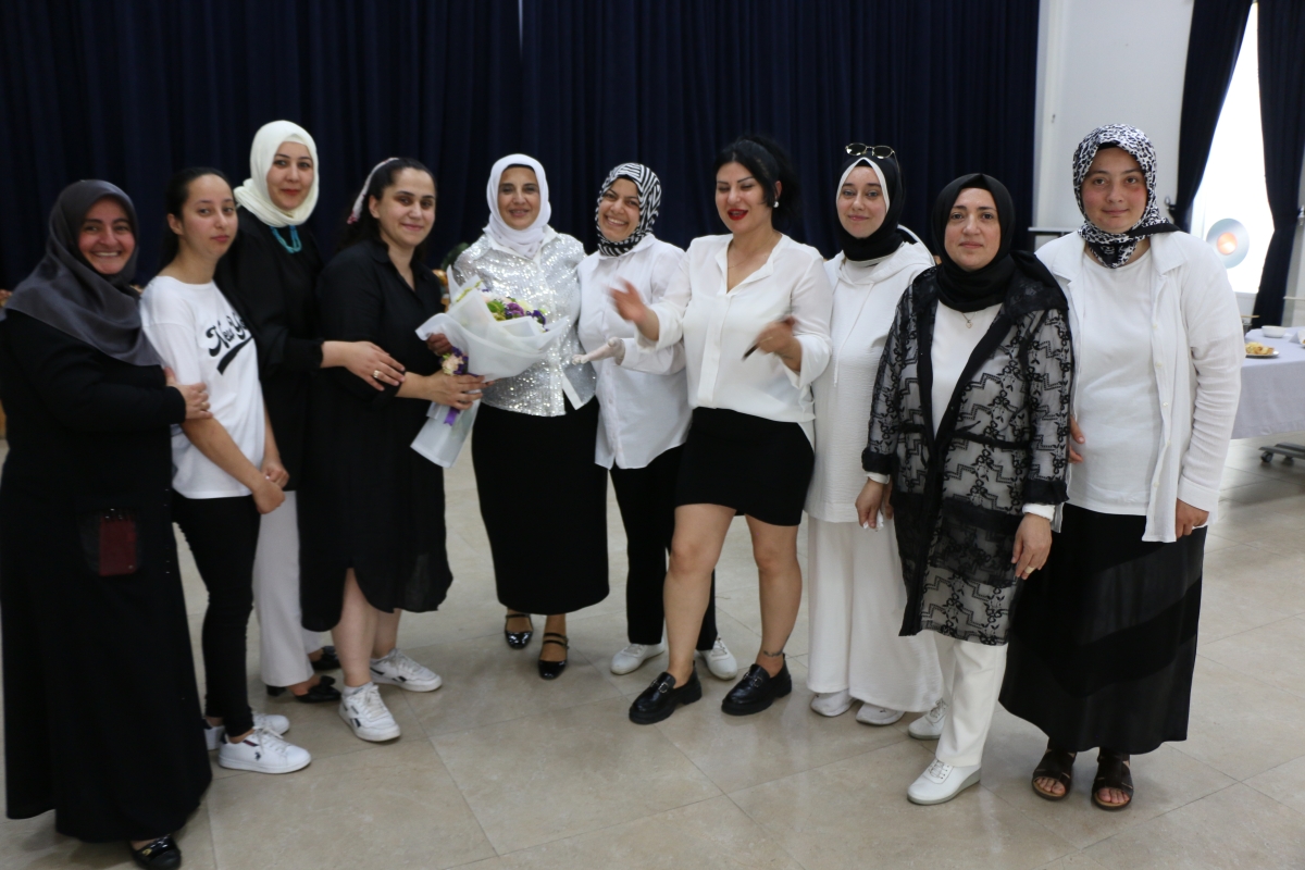 Gülsen YILDIZ Gastronomi ve Mutfak Sanatlarında olduğu Gibi TÖRELİ AŞ yemeklerinde de Sakarya'da Bir İlke İmza Attı Sakarya'da Adapazarı Halk Eğitim Merkezinde Töreli Aş Yemek Sergisi Düzenledi