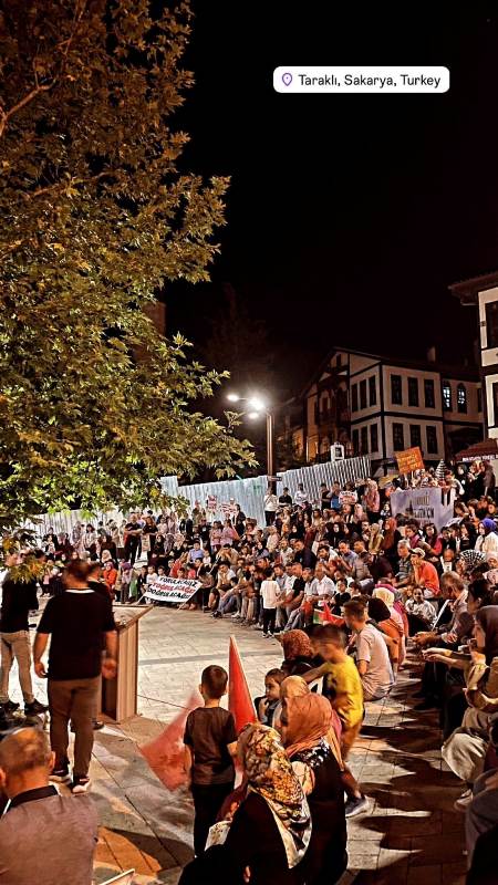 Sakarya İli Taraklı İlçesinde Filistin’e Destek İçin Coşkulu Yürüyüş:
