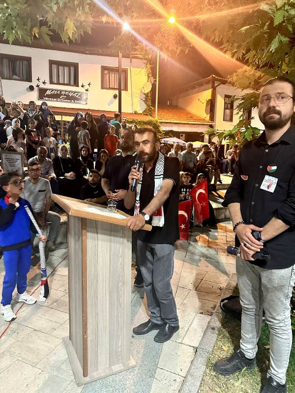 Sakarya İli Taraklı İlçesinde Filistin’e Destek İçin Coşkulu Yürüyüş: