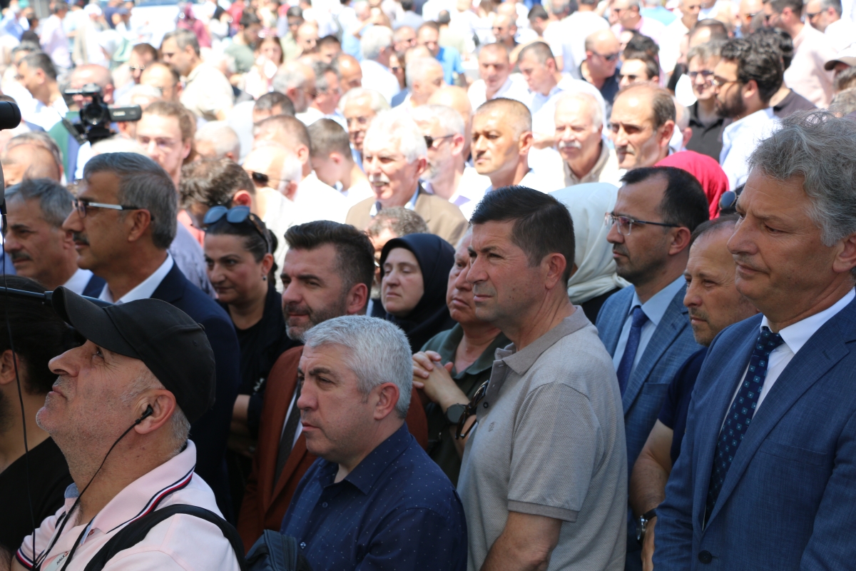 Sakarya'da Adapazarı Ticaret Müzesi törenle açıldı, Türkiye’nin ilk özel bankası olan Adapazarı İslam Ticaret Bankası binası, bugün gerçekleştirilen tören ile Adapazarı Ticaret Müzesi olarak kapılarını açtı. Aslına uygun res