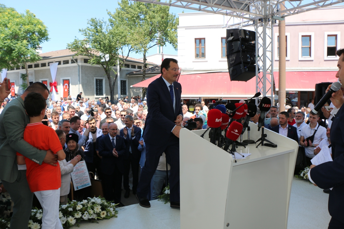 Sakarya'da Adapazarı Ticaret Müzesi törenle açıldı, Türkiye’nin ilk özel bankası olan Adapazarı İslam Ticaret Bankası binası, bugün gerçekleştirilen tören ile Adapazarı Ticaret Müzesi olarak kapılarını açtı. Aslına uygun res
