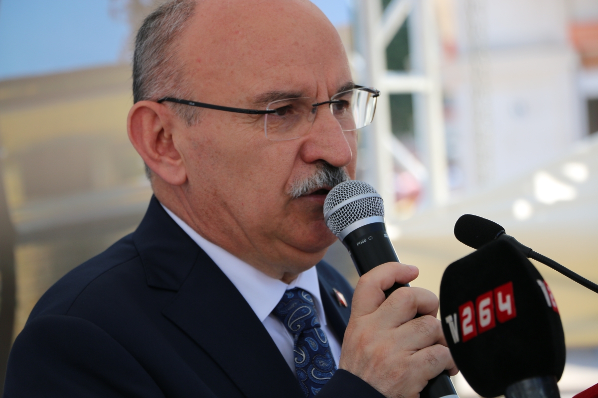 Sakarya'da Adapazarı Ticaret Müzesi törenle açıldı, Türkiye’nin ilk özel bankası olan Adapazarı İslam Ticaret Bankası binası, bugün gerçekleştirilen tören ile Adapazarı Ticaret Müzesi olarak kapılarını açtı. Aslına uygun res