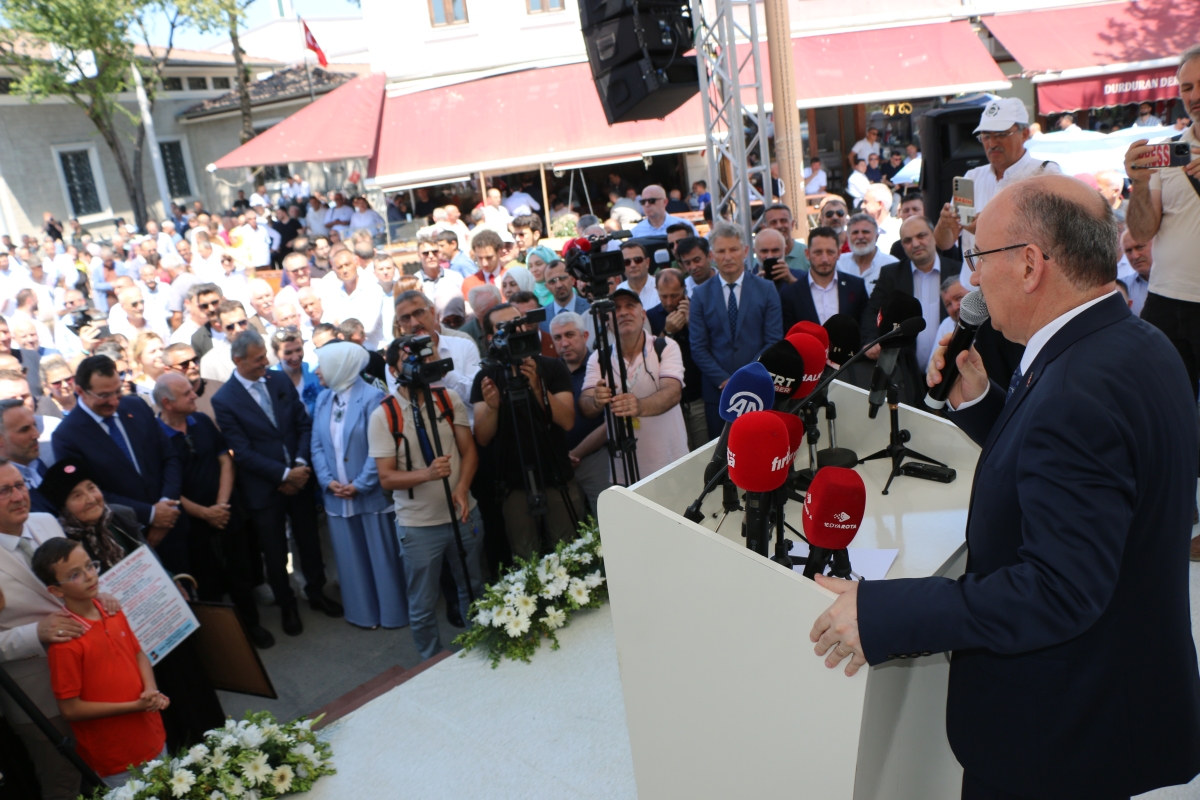 Sakarya'da Adapazarı Ticaret Müzesi törenle açıldı, Türkiye’nin ilk özel bankası olan Adapazarı İslam Ticaret Bankası binası, bugün gerçekleştirilen tören ile Adapazarı Ticaret Müzesi olarak kapılarını açtı. Aslına uygun res