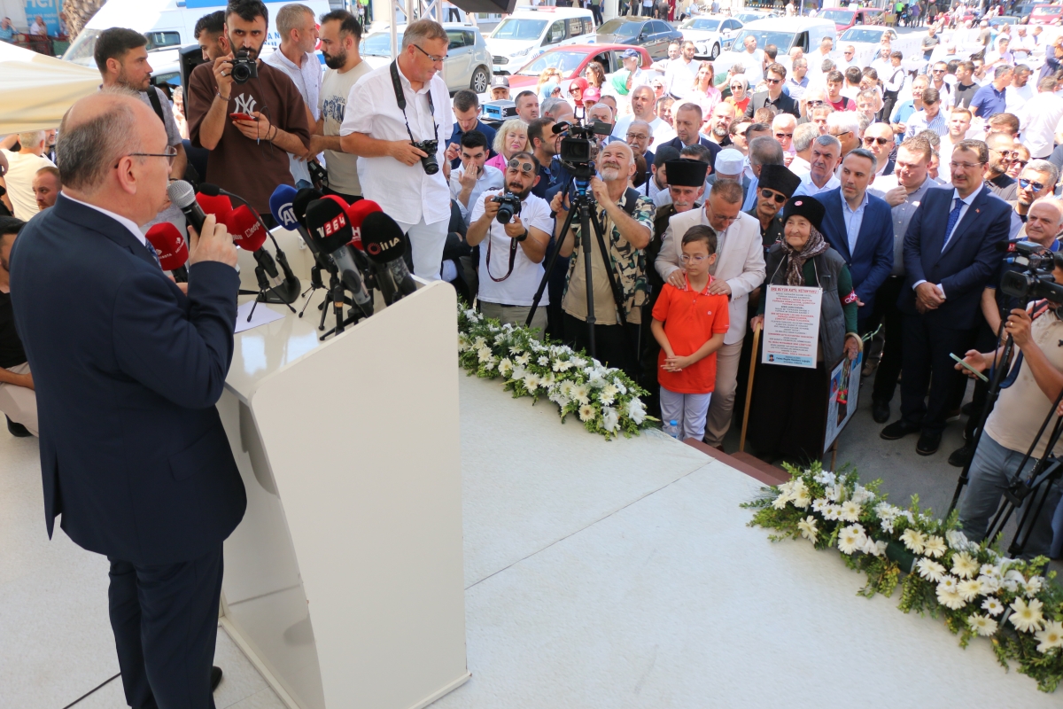 Sakarya'da Adapazarı Ticaret Müzesi törenle açıldı, Türkiye’nin ilk özel bankası olan Adapazarı İslam Ticaret Bankası binası, bugün gerçekleştirilen tören ile Adapazarı Ticaret Müzesi olarak kapılarını açtı. Aslına uygun res
