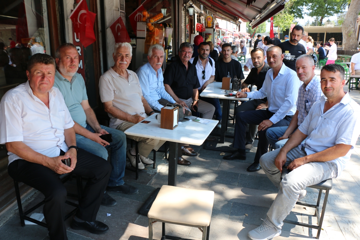 Sakarya'da Adapazarı Ticaret Müzesi törenle açıldı, Türkiye’nin ilk özel bankası olan Adapazarı İslam Ticaret Bankası binası, bugün gerçekleştirilen tören ile Adapazarı Ticaret Müzesi olarak kapılarını açtı. Aslına uygun res
