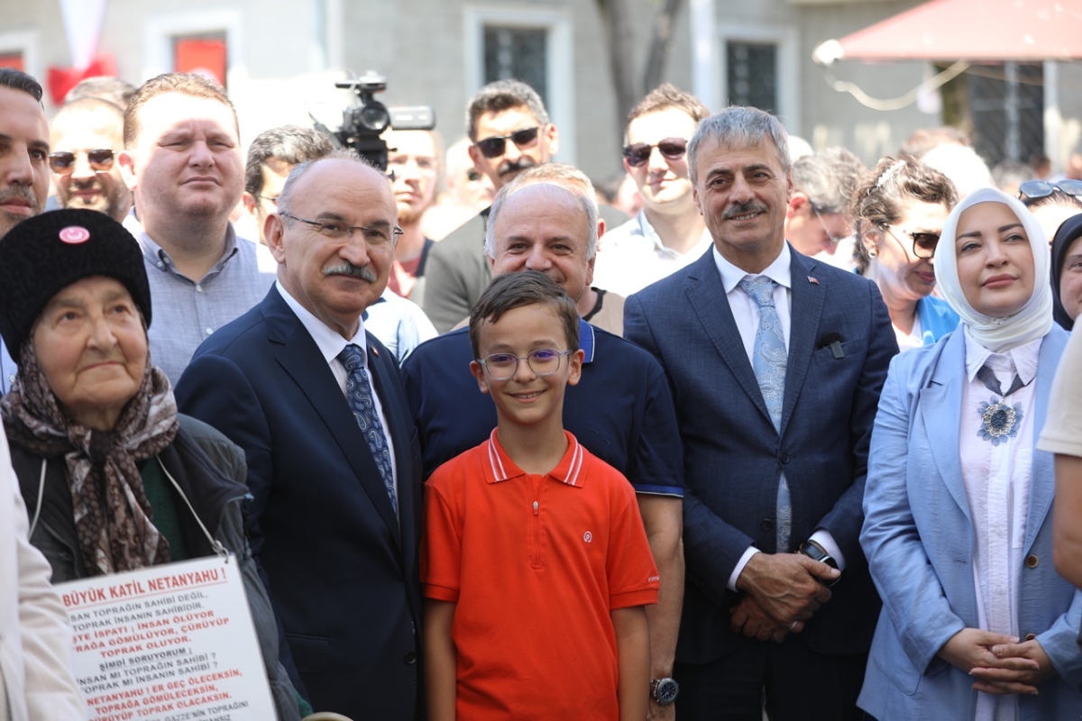 Sakarya'da Adapazarı Ticaret Müzesi törenle açıldı, Türkiye’nin ilk özel bankası olan Adapazarı İslam Ticaret Bankası binası, bugün gerçekleştirilen tören ile Adapazarı Ticaret Müzesi olarak kapılarını açtı. Aslına uygun res