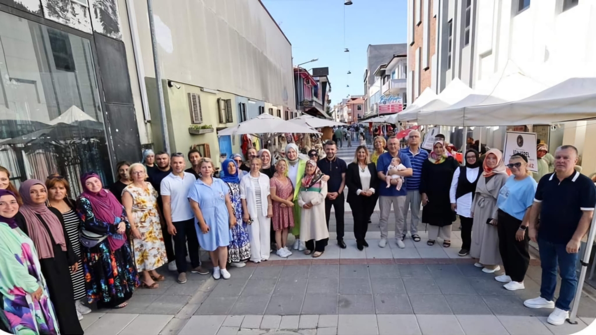 Ada Yerel Kadın Girişimi'nden Muharrem Ayı Aşure etkinliğinden Günün Öne Çıkan Fotoğraf Kareleri