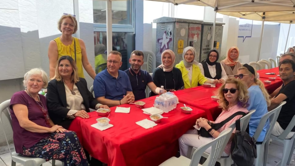 Ada Yerel Kadın Girişimi'nden Muharrem Ayı Aşure etkinliğinden Günün Öne Çıkan Fotoğraf Kareleri
