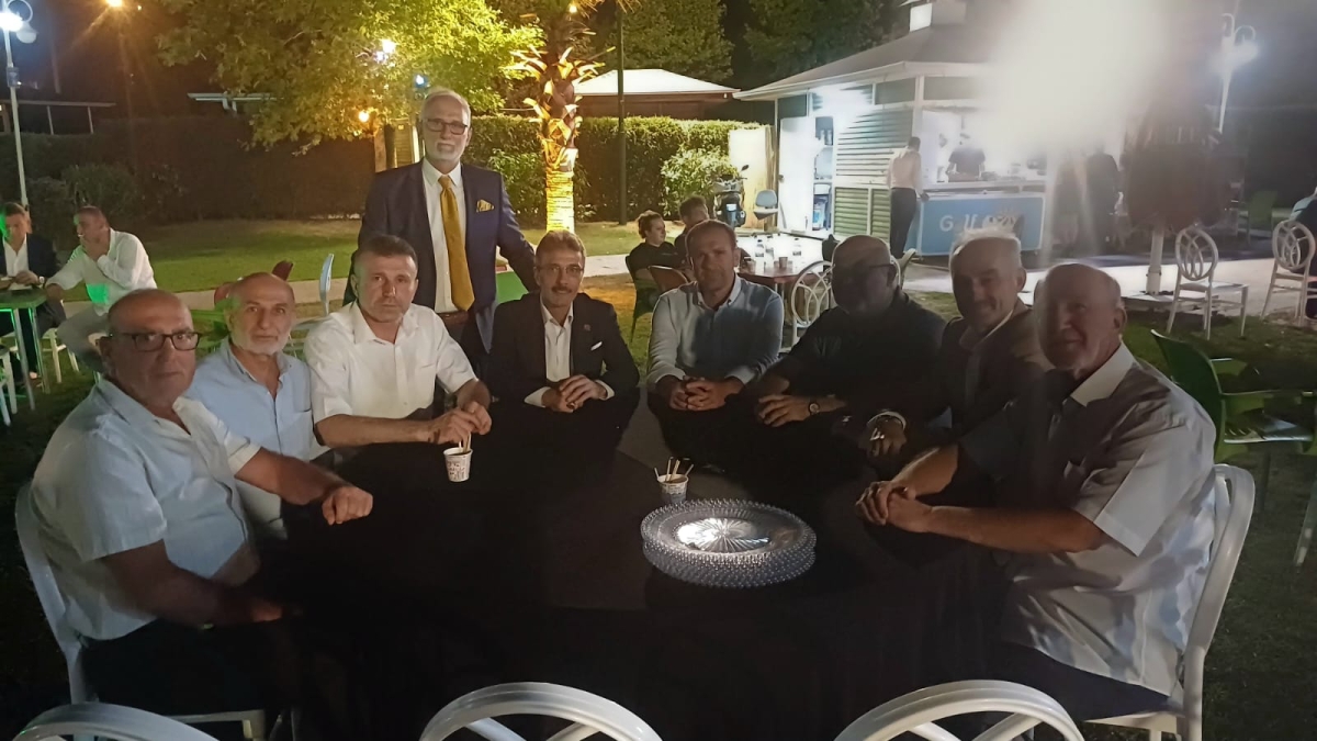 Sakarya’nın siyaset ve iş Dünyası, İlter ve Mercan ailelerinin rüya gibi düğününde buluştu ( GÜNÜN ÖNE ÇIKAN HATIRA FOTOĞRAF KARELERİ )