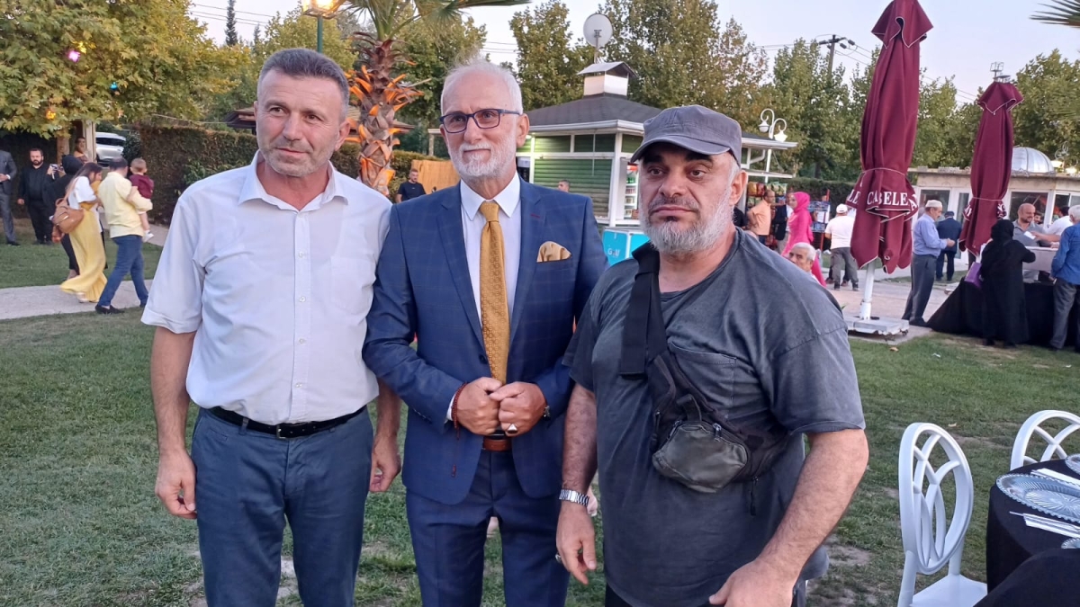 Sakarya’nın siyaset ve iş Dünyası, İlter ve Mercan ailelerinin rüya gibi düğününde buluştu ( GÜNÜN ÖNE ÇIKAN HATIRA FOTOĞRAF KARELERİ )