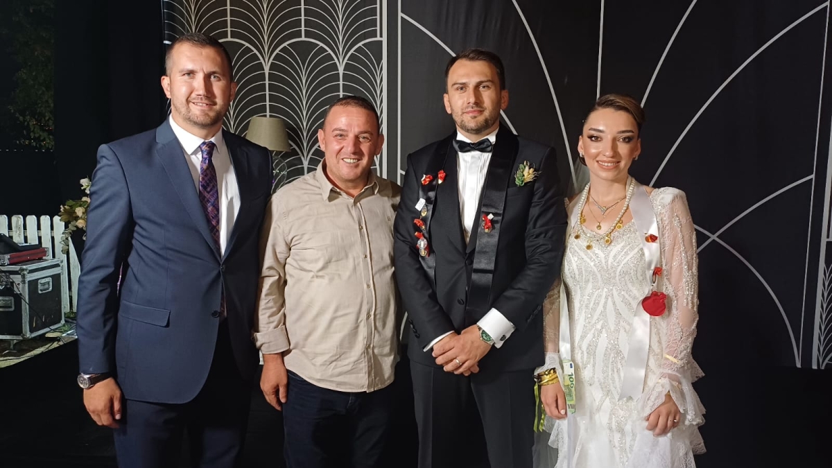 Sakarya’nın siyaset ve iş Dünyası, İlter ve Mercan ailelerinin rüya gibi düğününde buluştu ( GÜNÜN ÖNE ÇIKAN HATIRA FOTOĞRAF KARELERİ )