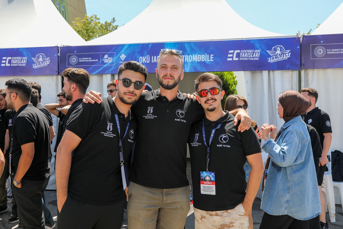 SUBÜ araçları Teknofest 2024’e 3 kupa ile başladı ( İŞTE GÜNÜN ÖNE ÇIKAN FOTOĞRAF KARELERİ )