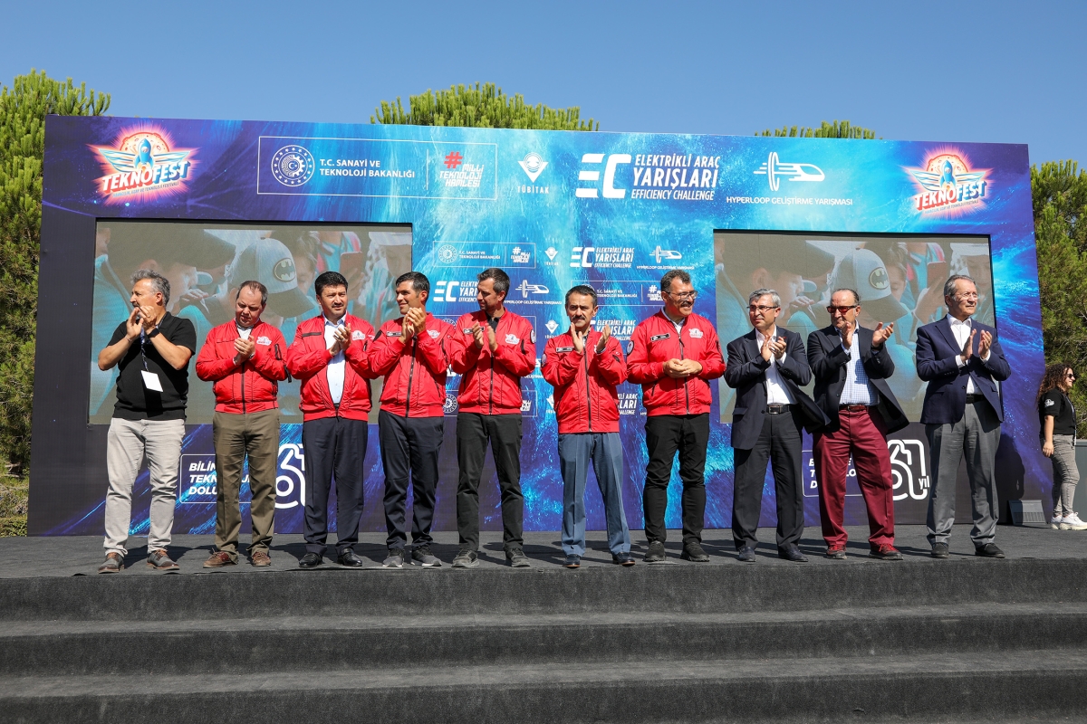 SUBÜ araçları Teknofest 2024’e 3 kupa ile başladı ( İŞTE GÜNÜN ÖNE ÇIKAN FOTOĞRAF KARELERİ )