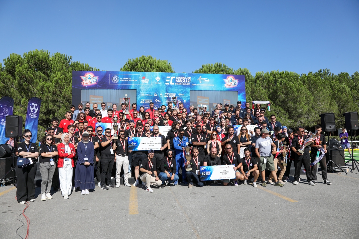 SUBÜ araçları Teknofest 2024’e 3 kupa ile başladı ( İŞTE GÜNÜN ÖNE ÇIKAN FOTOĞRAF KARELERİ )