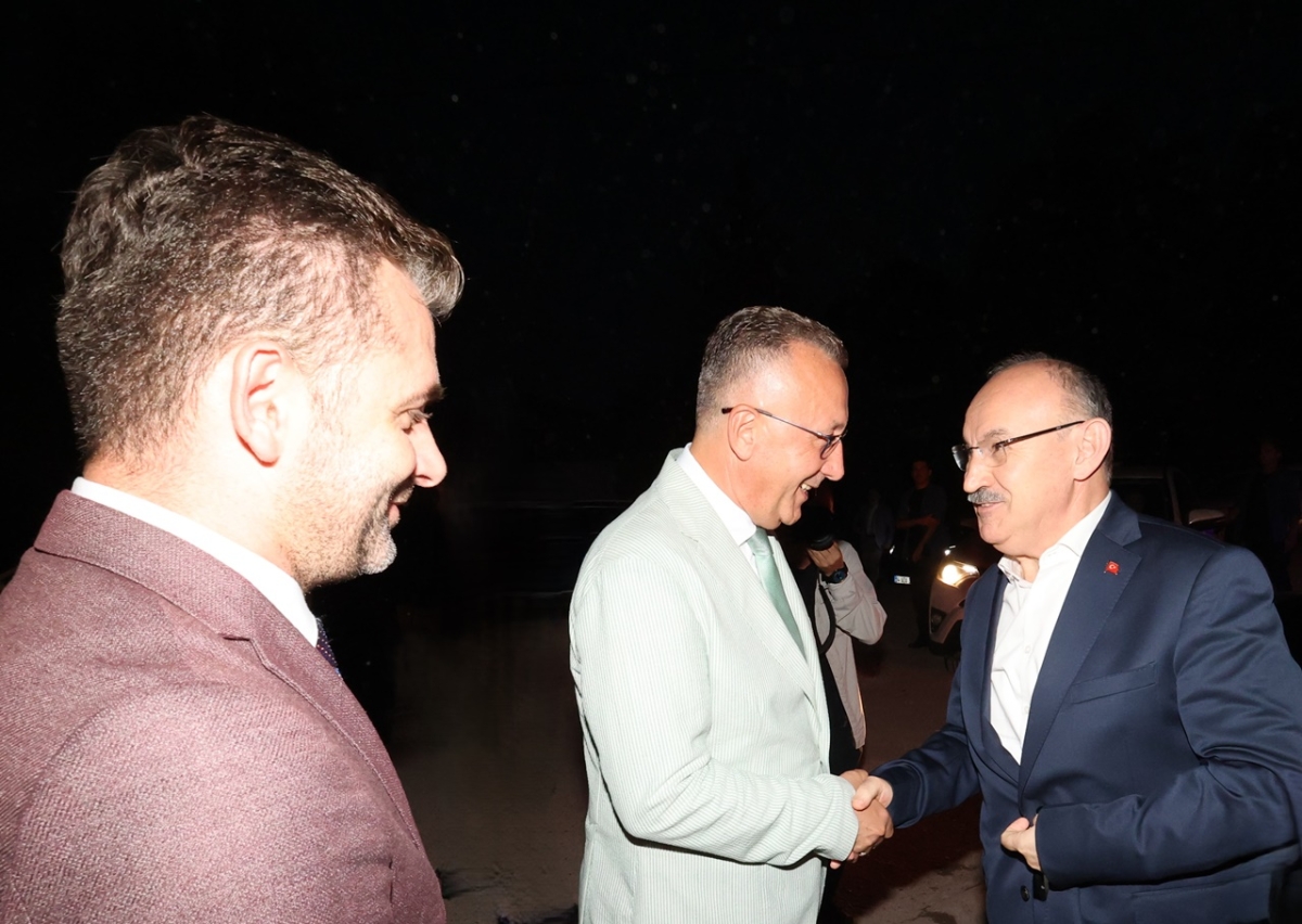 Sakarya'da Bileciler ve Solaklar Millet Evleri Törenle Açıldı ( İŞTE GÜNÜN ÖNE ÇIKAN FOTOĞRAF KARELERİ )