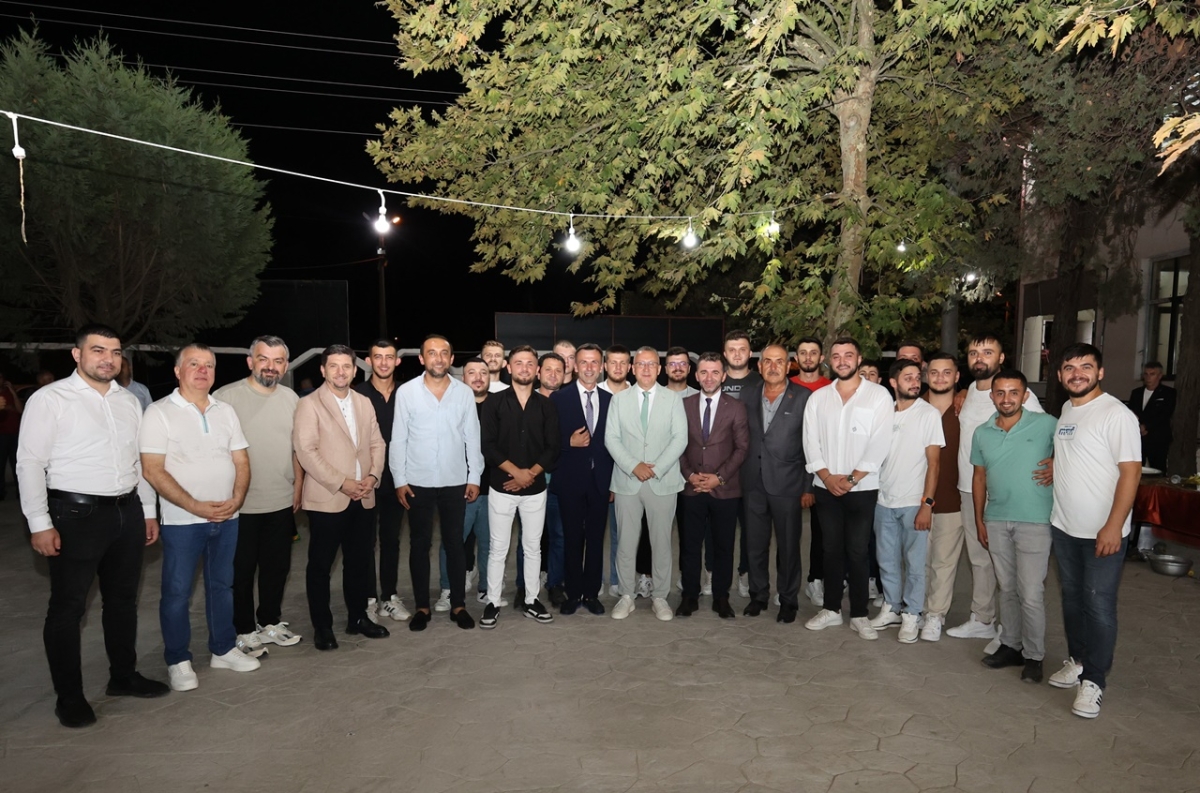 Sakarya'da Bileciler ve Solaklar Millet Evleri Törenle Açıldı ( İŞTE GÜNÜN ÖNE ÇIKAN FOTOĞRAF KARELERİ )