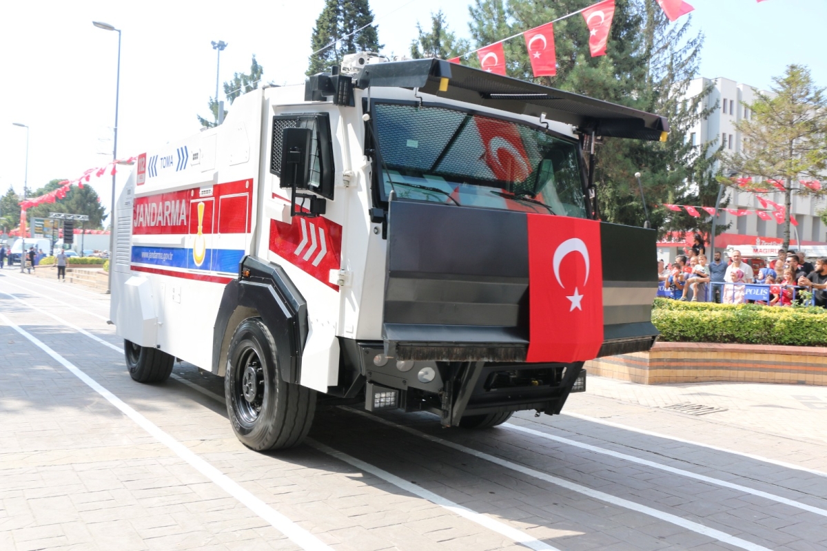 30 Ağustos'ta zaferle neticelenen Büyük Taarruz ve Başkomutanlık Meydan Muharebesi'nin 102’nci yıl dönümü ve Zafer Bayramı, Sakarya’da Kutlandı ( İİŞTE GÜNÜN ÖNE ÇIKAN FOTOĞRAF KARALERİ )