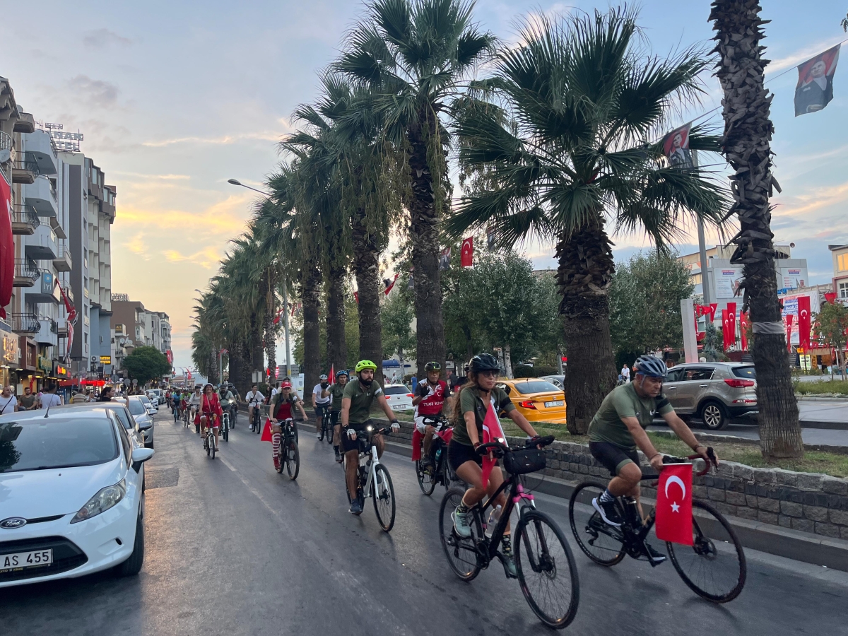 30 Ağustos Zafer Turu Çanakkale'de Gerçekleştirildi! ( İŞTE GÜNÜN ÖNE ÇIKAN FOTOĞRAF KARELERİ ) Fotoğraflar: Aydın Taşpınar & Can Düzdaş & Doğancan Çetin
