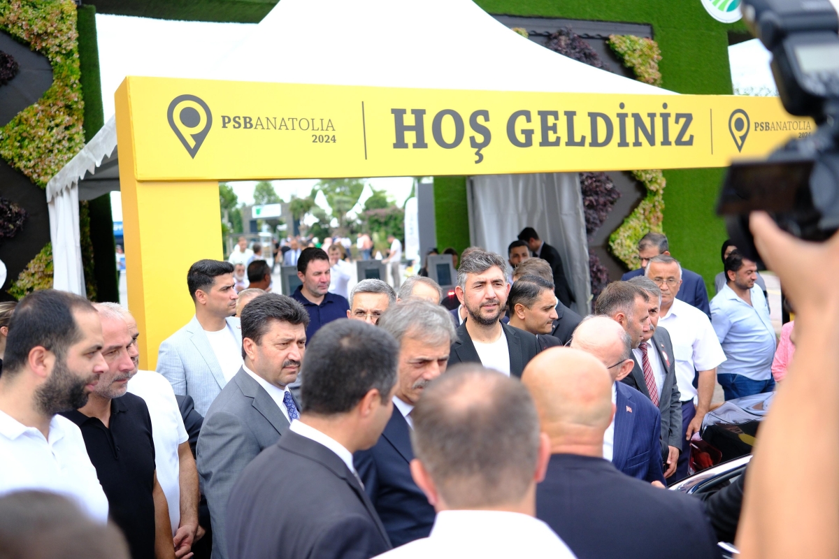 Fuar, peyzaj ve süs bitkileri sektöründe uluslararası düzeyde faaliyet gösteren firmaları, yerli üreticilerle Psb Anatolia Fuarı Sapanca’da Kapılarını Açtı ( İŞTE GÜNÜN ÖNE ÇIKAN FOTOĞRAF KARELERİ )