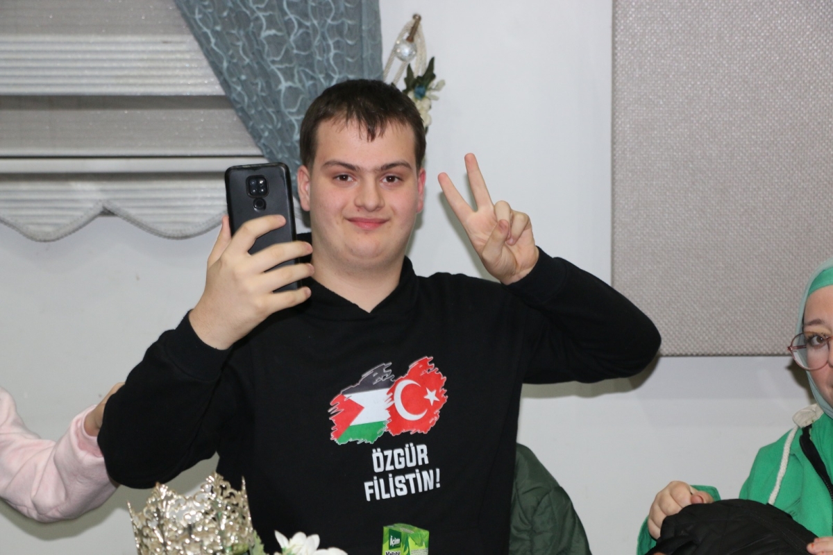 Erenler Belediyesi Engellilerin Sesine Kulak Veren Başkan Dinç