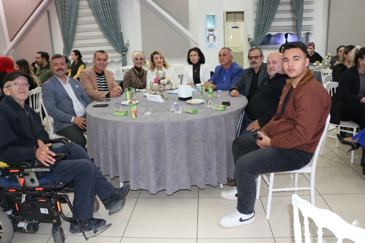 Erenler Belediyesi Engellilerin Sesine Kulak Veren Başkan Dinç