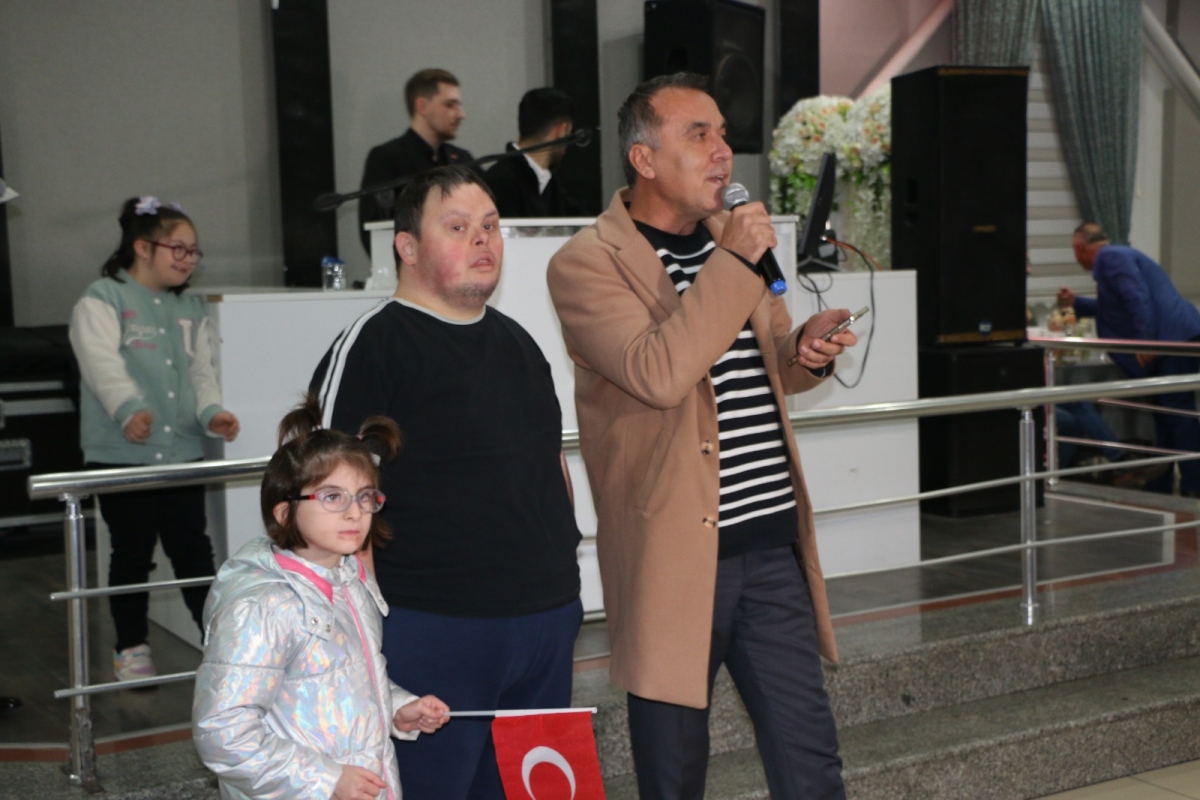 Erenler Belediyesi Engellilerin Sesine Kulak Veren Başkan Dinç
