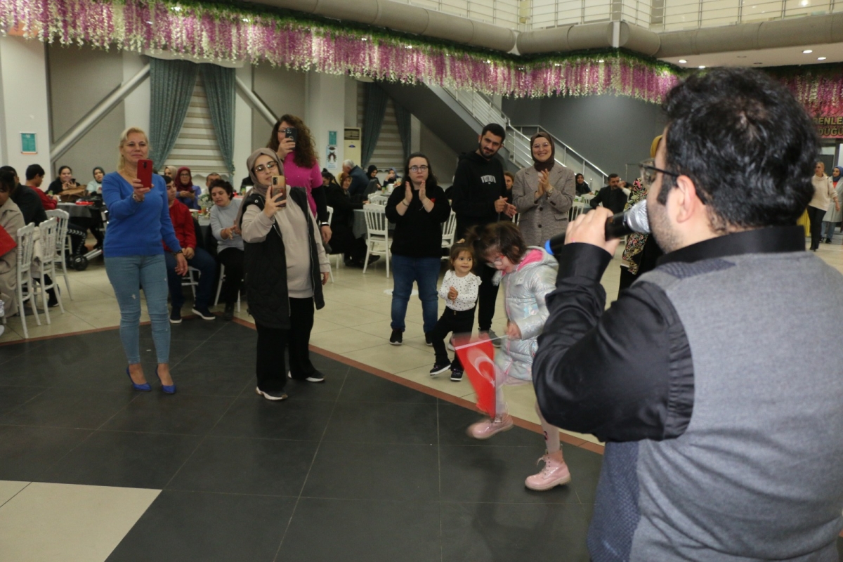 Erenler Belediyesi Engellilerin Sesine Kulak Veren Başkan Dinç