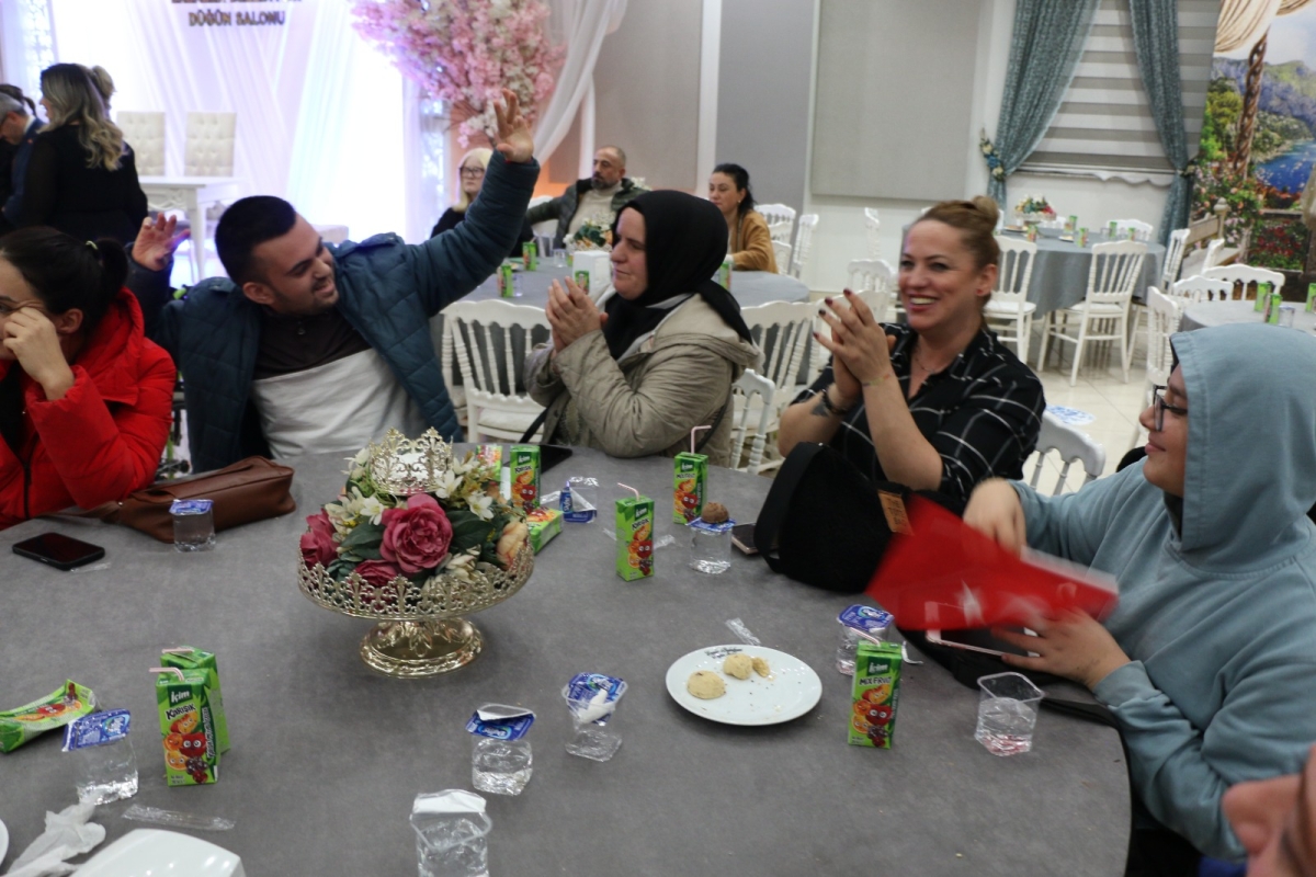 Erenler Belediyesi Engellilerin Sesine Kulak Veren Başkan Dinç