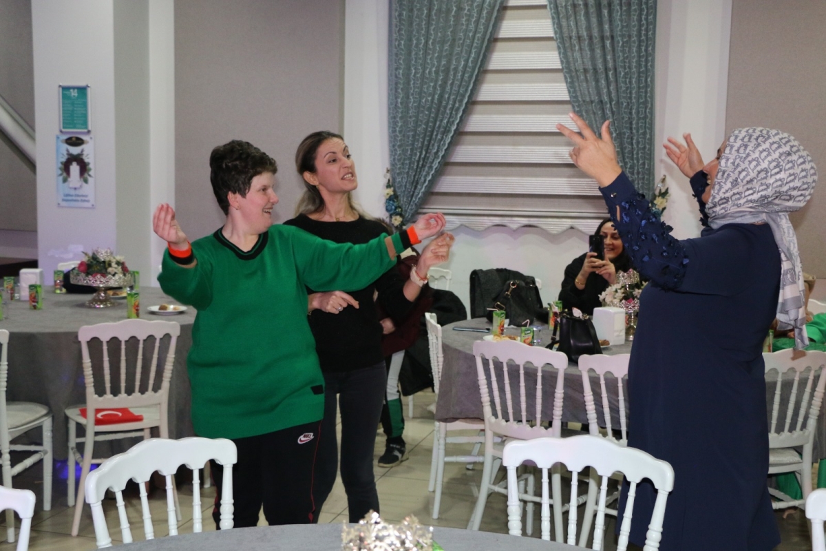 Erenler Belediyesi Engellilerin Sesine Kulak Veren Başkan Dinç