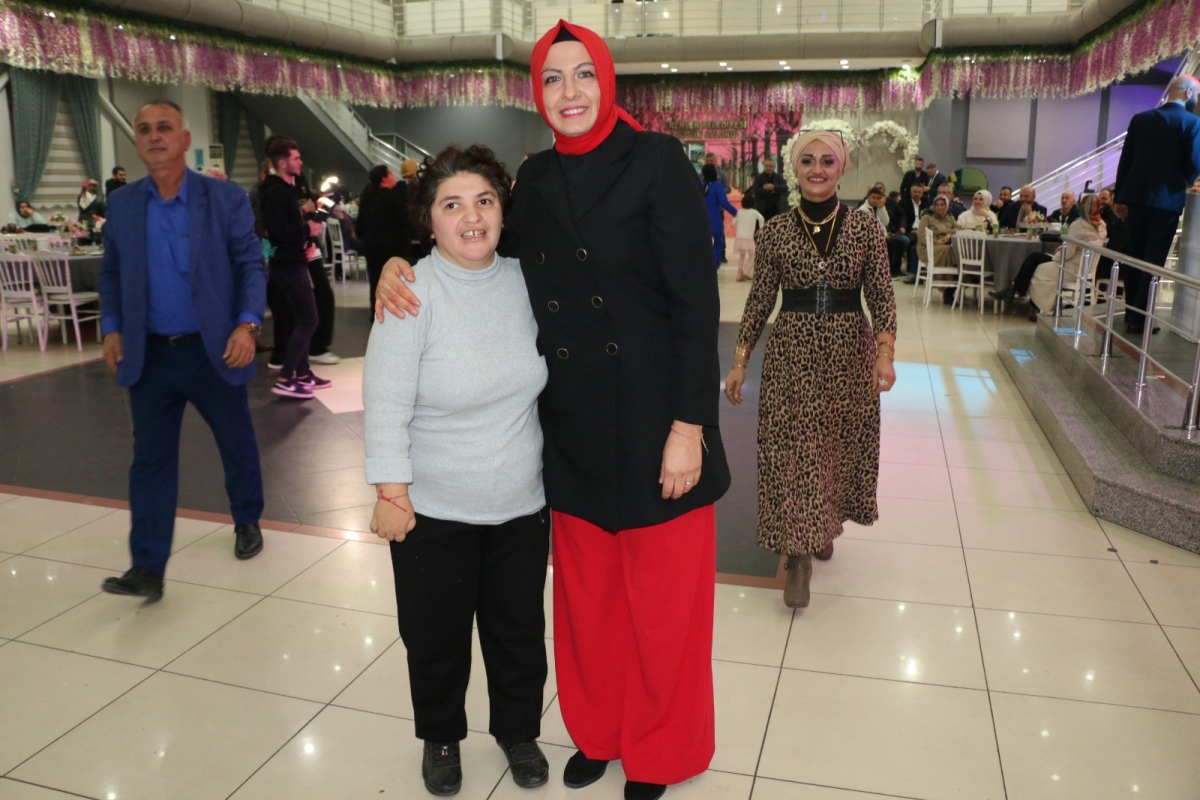 Erenler Belediyesi Engellilerin Sesine Kulak Veren Başkan Dinç