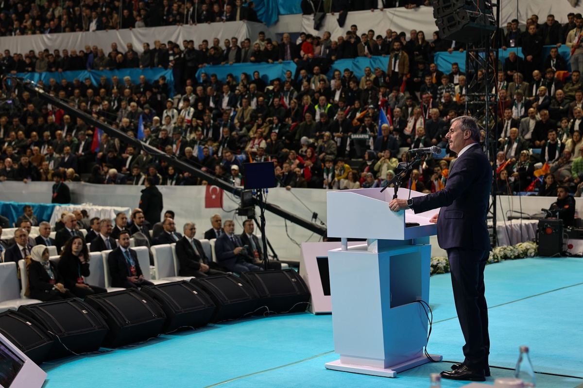 Cumhurbaşkanı Erdoğan Sakarya’da Cumhurbaşkanı Recep Tayyip Erdoğan AK Parti Sakarya 8'inci Olağan İl Kongresinde konuşması ( İŞTE GÜNÜN ÖNE ÇIKAN FOTOĞRAF KARELERİ )