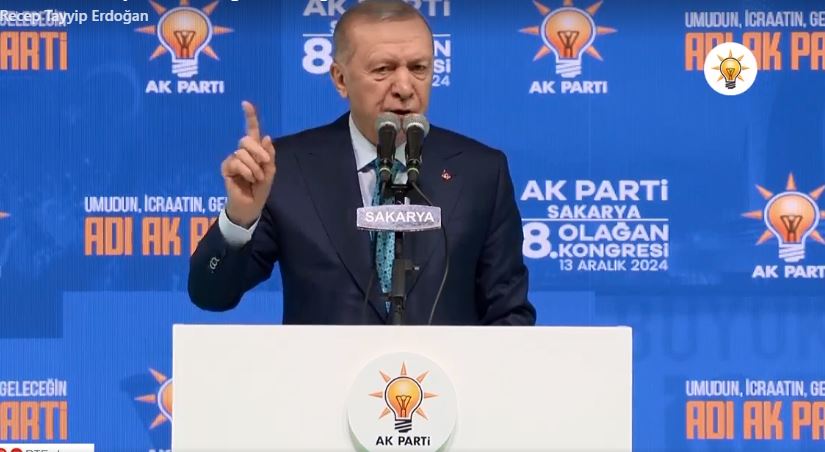 Cumhurbaşkanı Erdoğan Sakarya’da Cumhurbaşkanı Recep Tayyip Erdoğan AK Parti Sakarya 8'inci Olağan İl Kongresinde konuşması ( İŞTE GÜNÜN ÖNE ÇIKAN FOTOĞRAF KARELERİ )